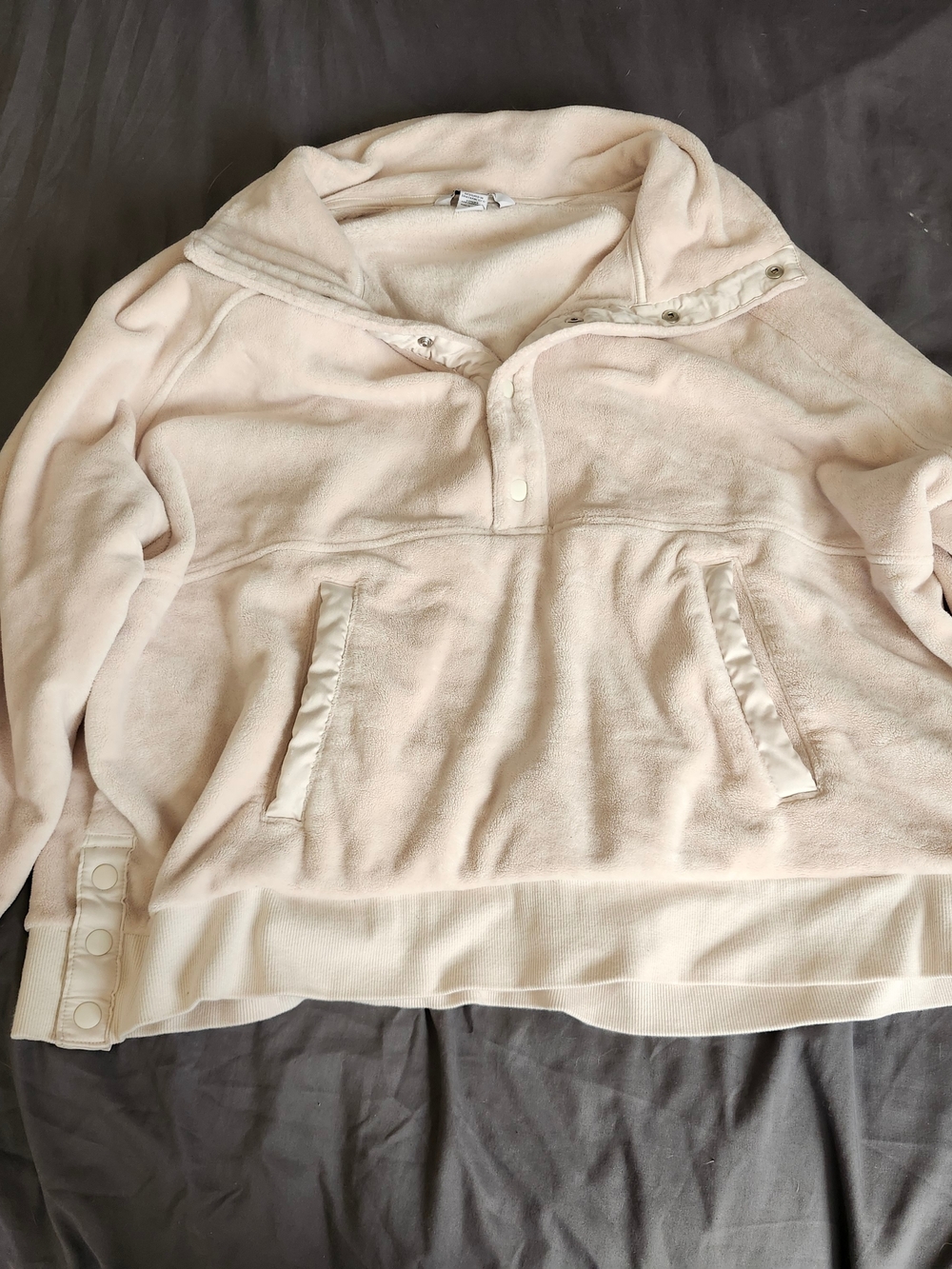 Athleta Cream Fleece Snap-Placket Pullover